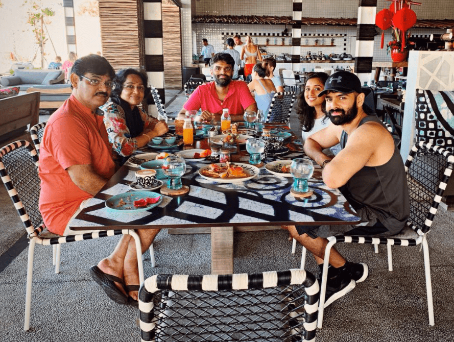 Ram pothineni with family